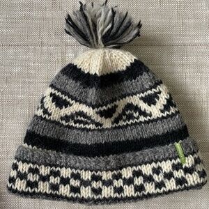 Kathmandu Wool Blend Chunky Knit Outdoor Cabin Toque Hat. Made in Nepal. O/S